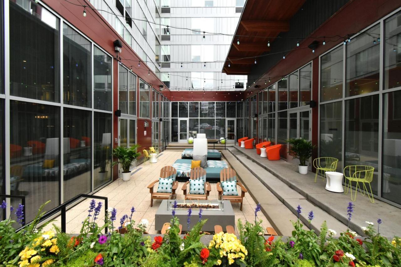 Aloft Minneapolis Bagian luar foto