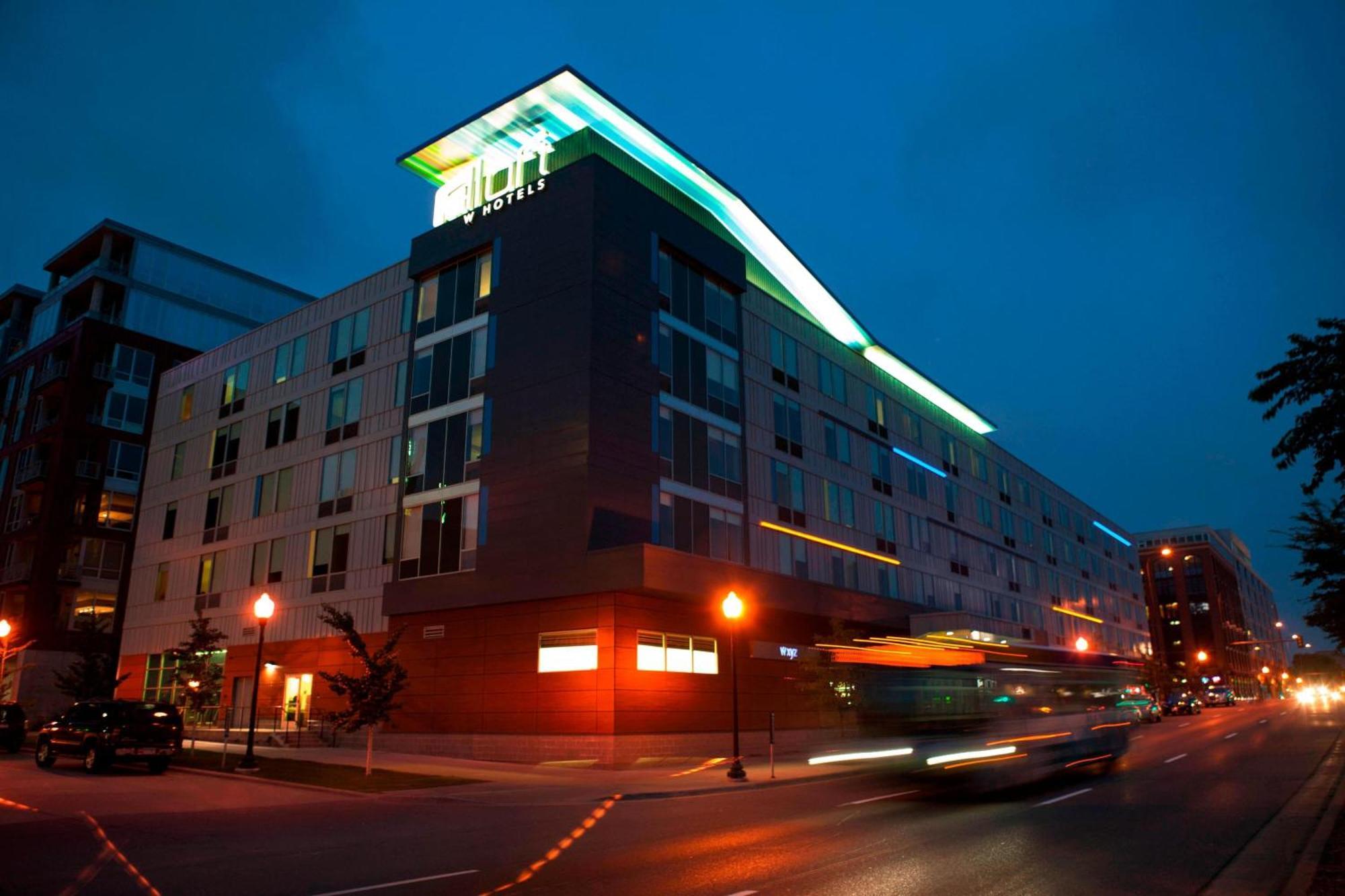 Aloft Minneapolis Bagian luar foto